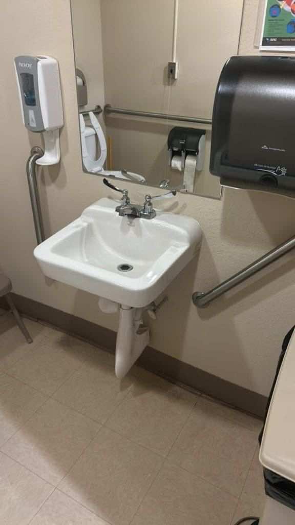 Medical City Wound Care - project photo 5